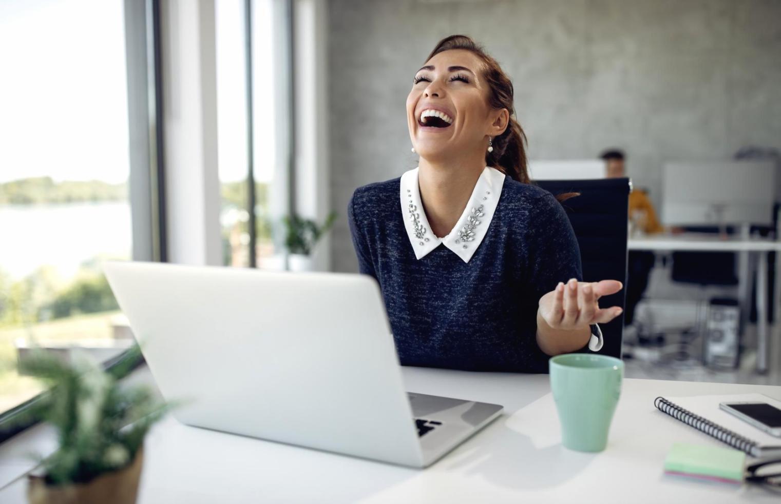 Webinar-Teilnehmer arbeiten an Content-Strategien